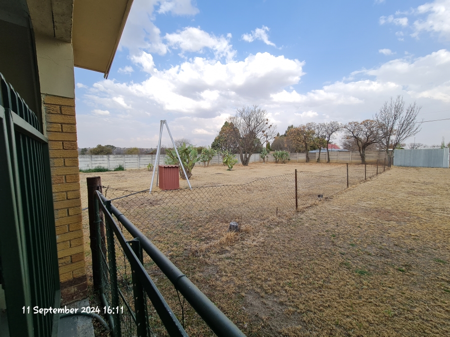 6 Bedroom Property for Sale in Senekal Free State